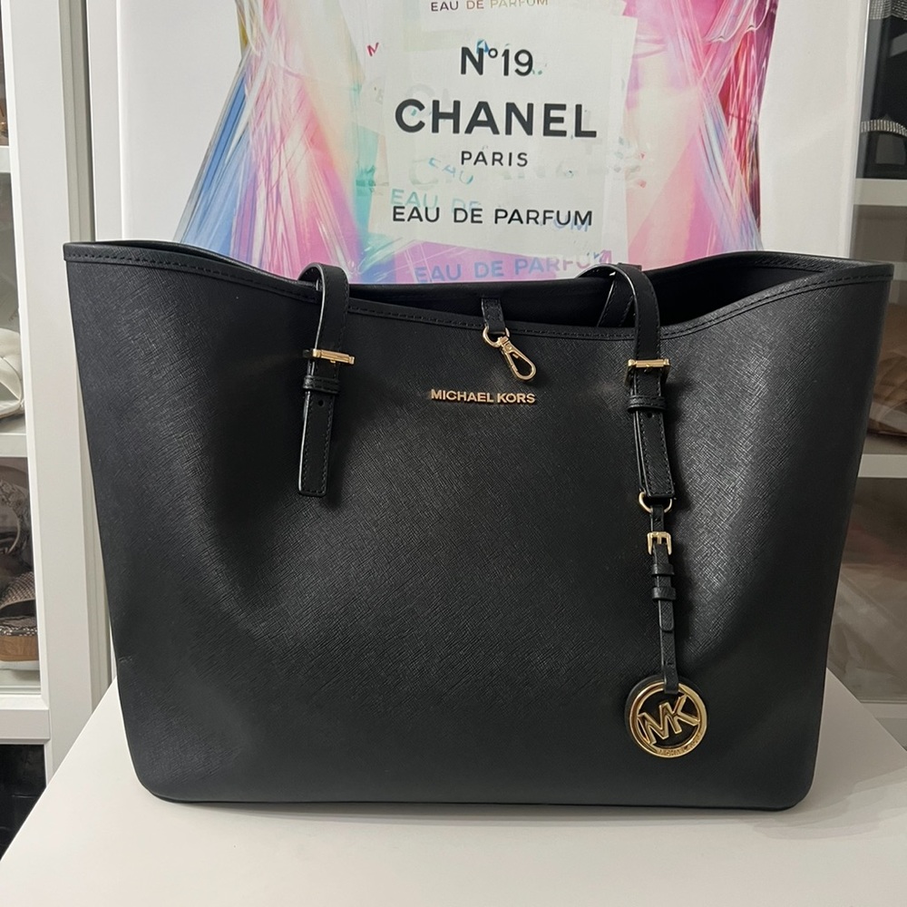Michael Kors tote